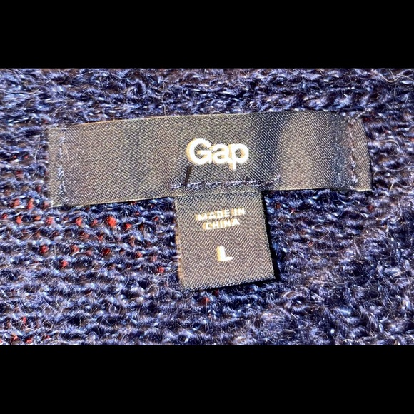 Sweater - Picture 6 of 6